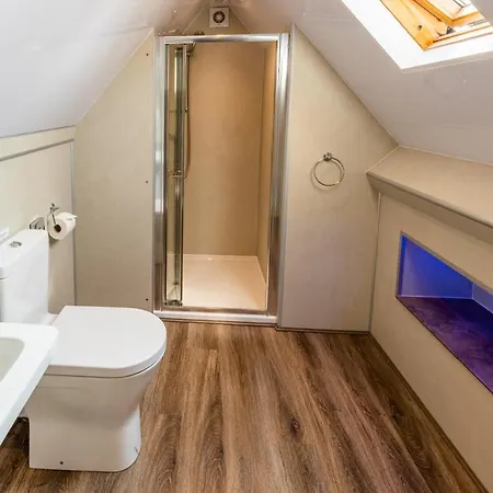 Guest house Chestnuts (adults Only)