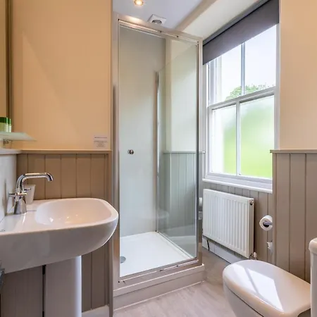 Chestnuts (adults Only) 4* Windermere